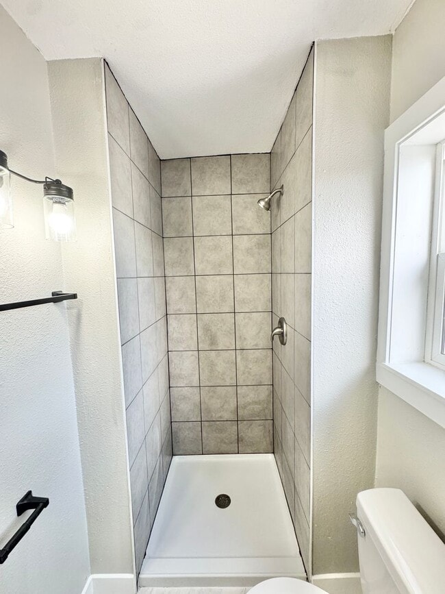 Foto del edificio - 322 E St Vrain St