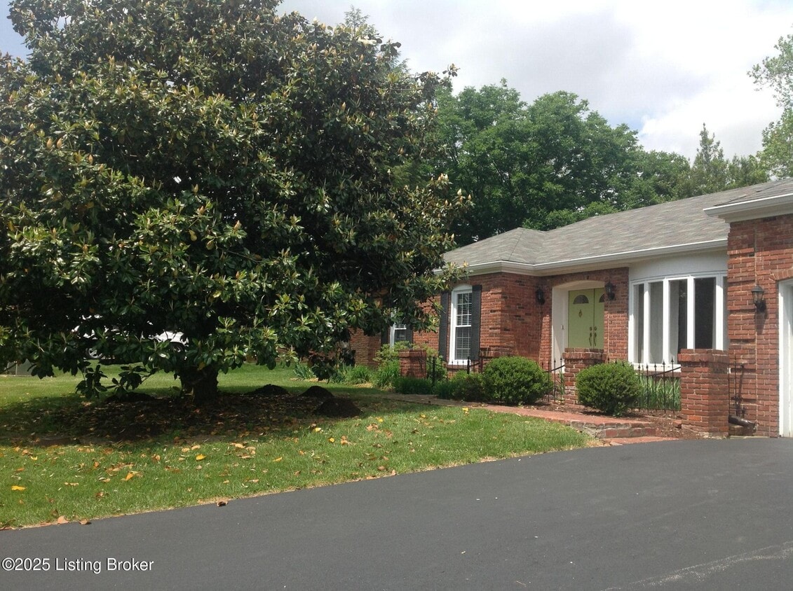 Foto principal - 11207 Darlington Pl