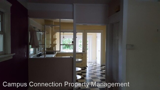 Building Photo - 5 br, 2 bath House - 2156 Harris St