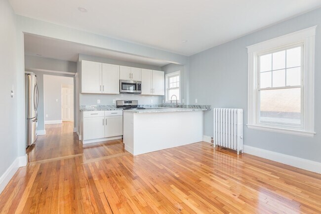Building Photo - 178 Highland Ave