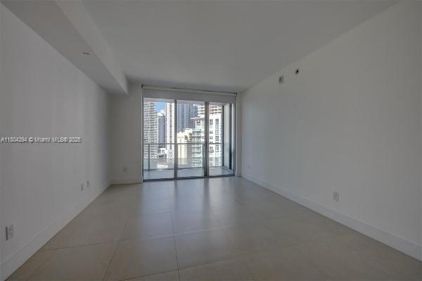 Foto del edificio - 1300 Brickell Bay Dr