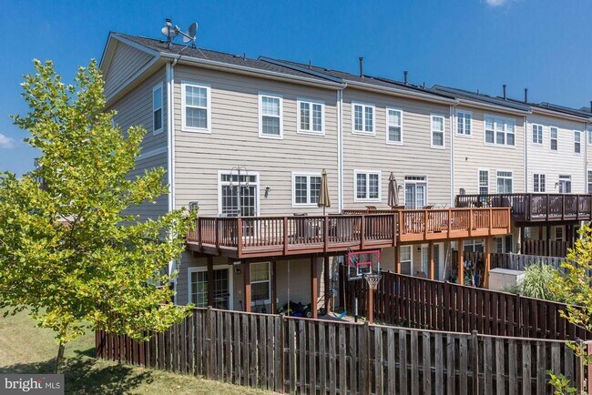 Foto del edificio - 20898 Houseman Terrace