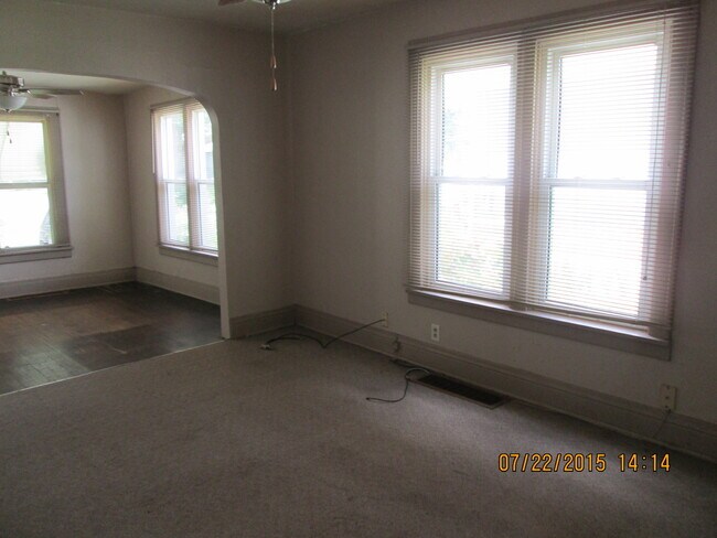 Building Photo - SHORT-TERM LEASE —Available now through Ju...