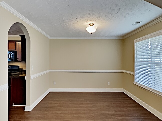 Building Photo - 201 Windpher Ridge