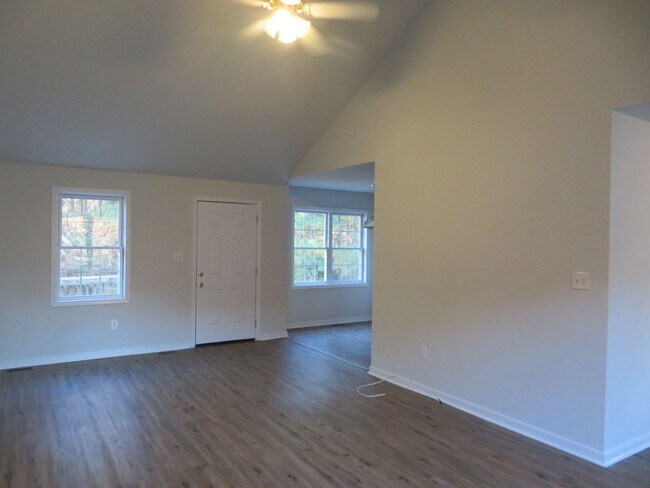 Foto del edificio - Dinwiddie VA