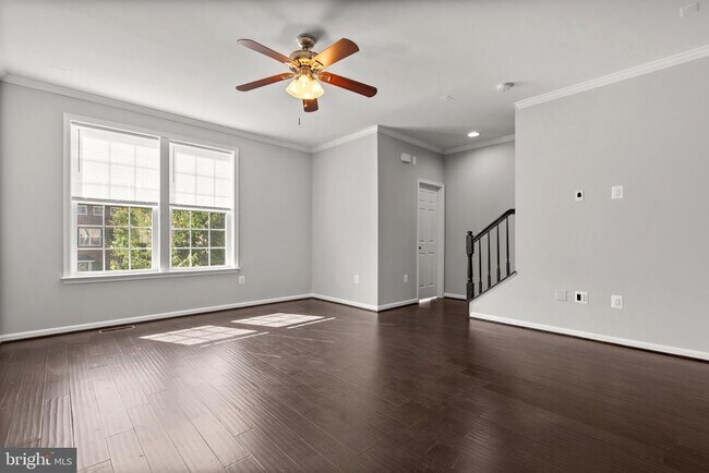 Building Photo - 25628 Pleasant Valley Rd