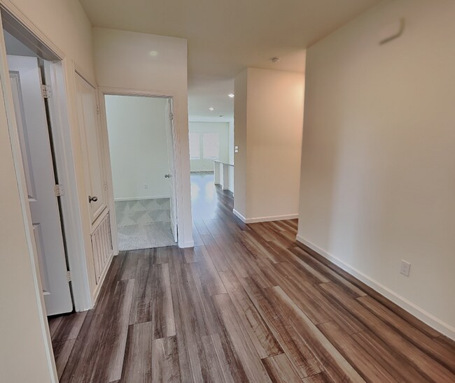 Building Photo - Wonderful 4 bedroom in Willow Springs!