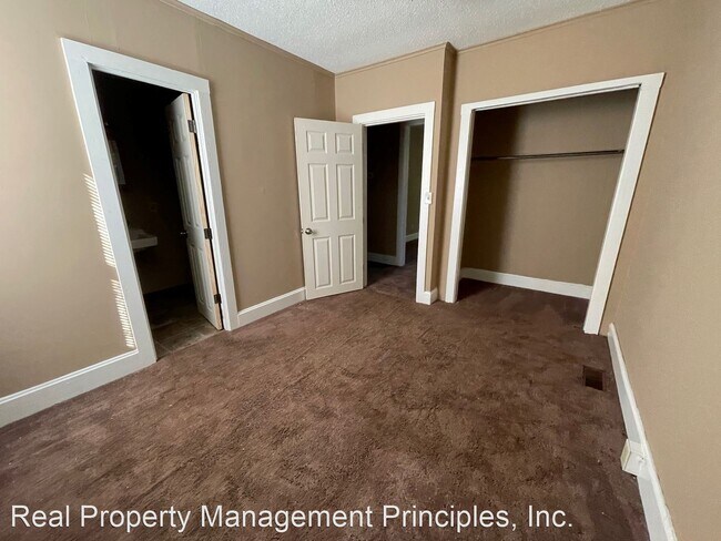 Building Photo - 1 br, 1 bath House - 2328 Mitchell Ave