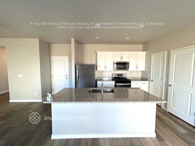 Foto del edificio - 7307 Dolores Ave