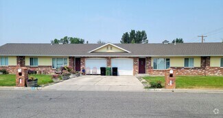 Building Photo - 345 Stillwater Ln