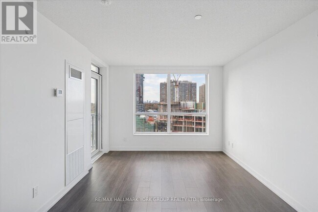 Building Photo - 8 Trent Ave