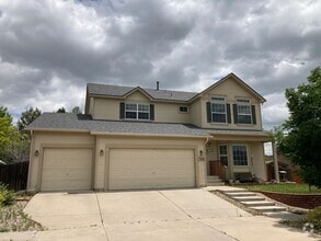 Building Photo - 7492 Amberly Dr