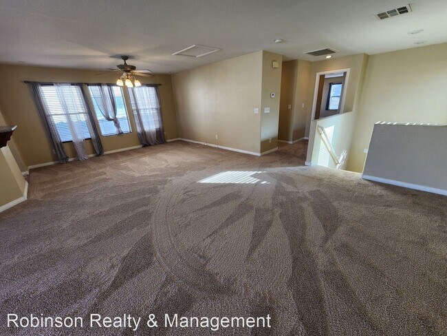 Foto del edificio - 4 br, 2.5 bath House - 11753 Bergamo Ct