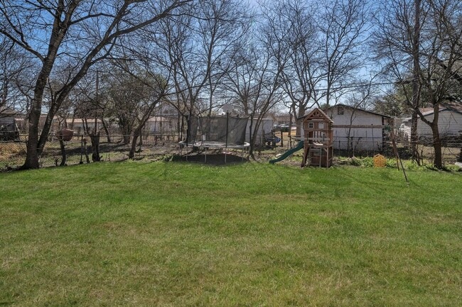 Foto del edificio - 162 Mc Dougal Ave