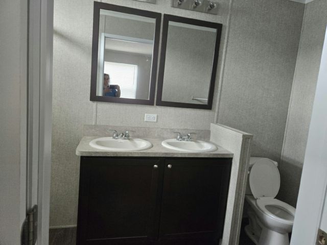 Foto del edificio - 213 Cardinal Ln