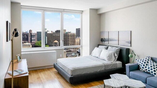 Foto del edificio - Spacious Contemporary One Bedroom in the H...