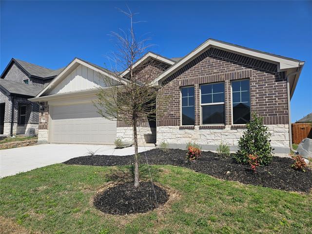 Building Photo - 2109 Gustavus Dr