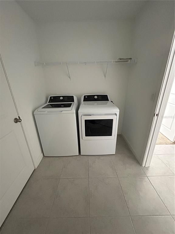 Foto del edificio - 3417 Yarian Dr