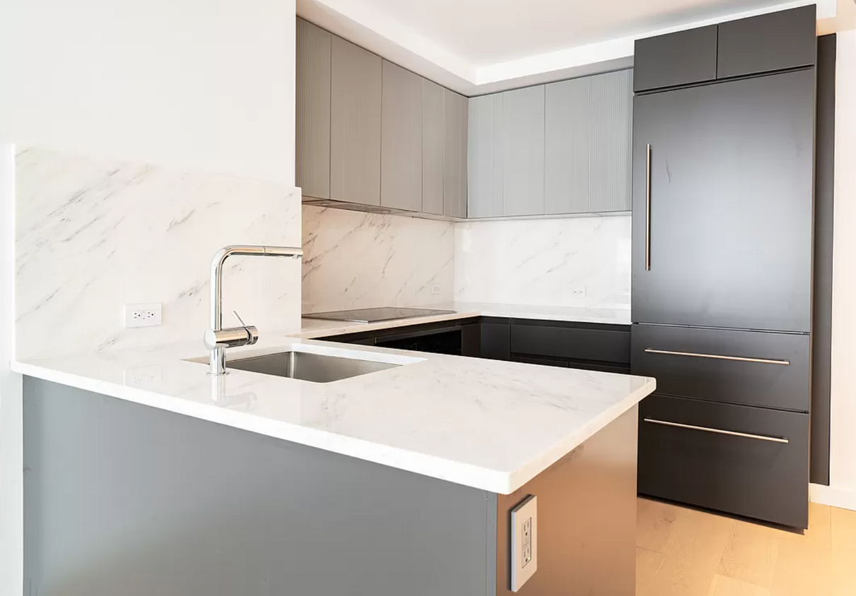 Foto principal - 300 W 30th St