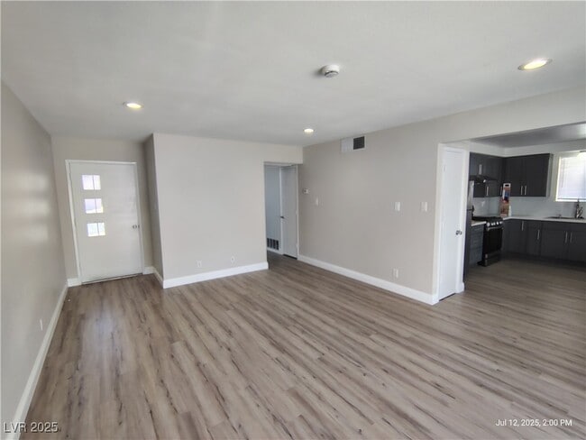 Building Photo - 5224 Del Monte Ave