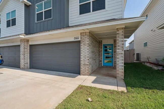 Photo - 8922 NW 109th St Townhome