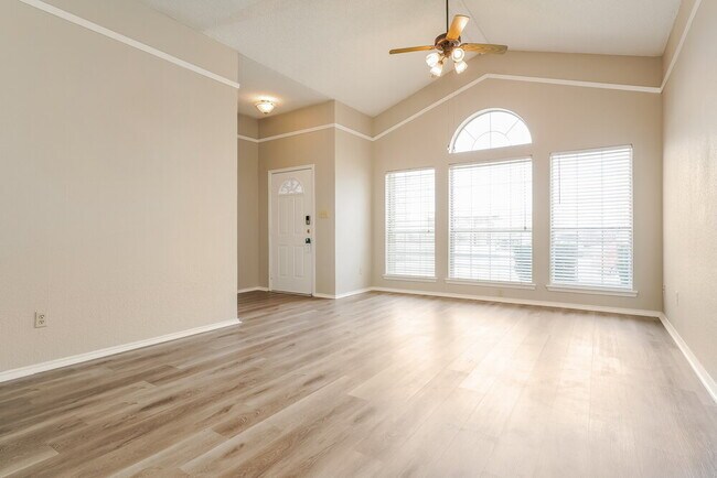 Building Photo - 3704 Chaddybrook Ln