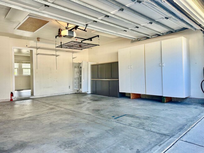 Foto del edificio - 203 S Melrose St