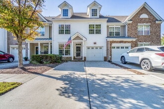 Building Photo - 985 Lambourne Ln