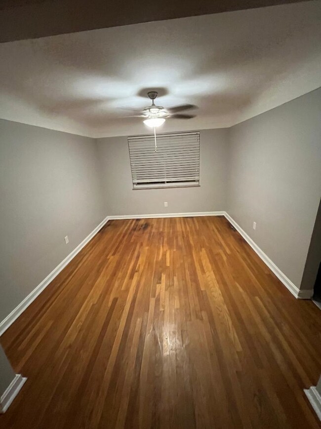 Dining Room - 6422 Fairhurst Ave