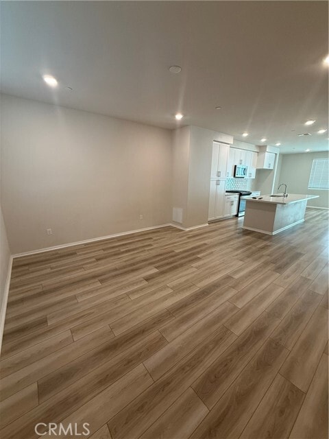Building Photo - 1692 Cayton Lp