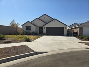 Building Photo - 1305 W Angus Ct