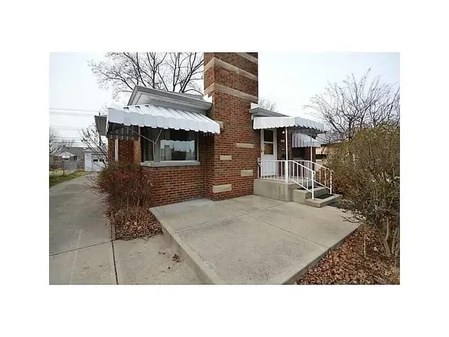 Building Photo - 1436 N Hawthorne Ln