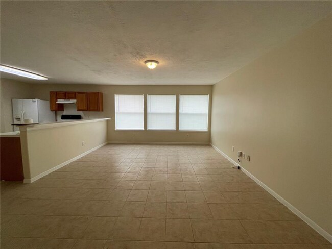 Foto del edificio - 6619 Valerian Ln