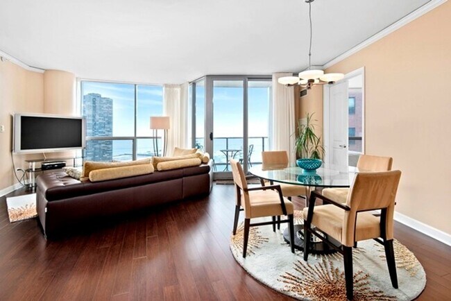 Building Photo - Stunning 3b3b Condo Unit in Highly Desired Lake Shore East