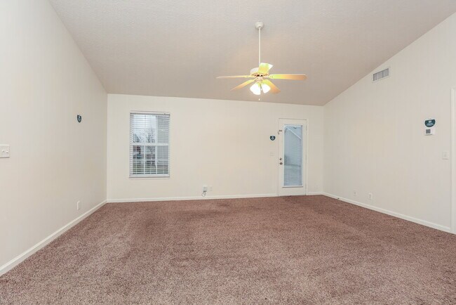 Foto del edificio - 3128 Sherborne Ct