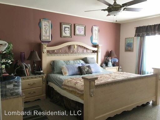 Foto principal - 3 br, 2 bath House - 38 Victoria Drive