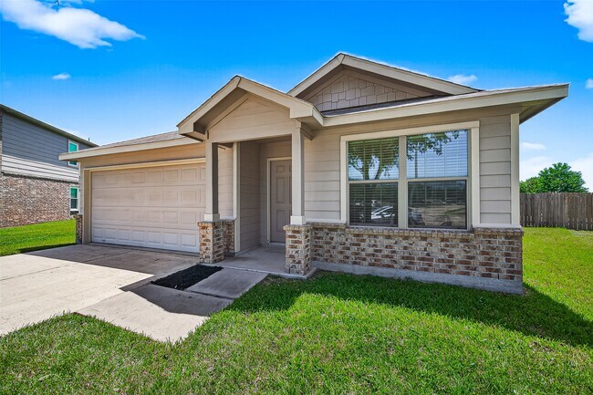 Building Photo - 21303 Beacon Springs Lane