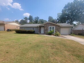 Building Photo - 156 Griswood Dr