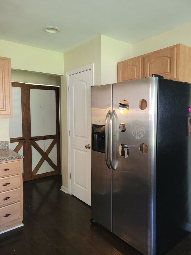 Foto del edificio - 3 bedroom 2.5 bathroom single family home