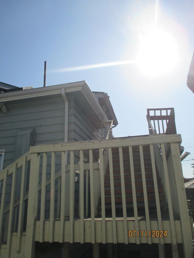 Foto del edificio - Cute 2 Bed 1 Bath Duplex in Puyallup