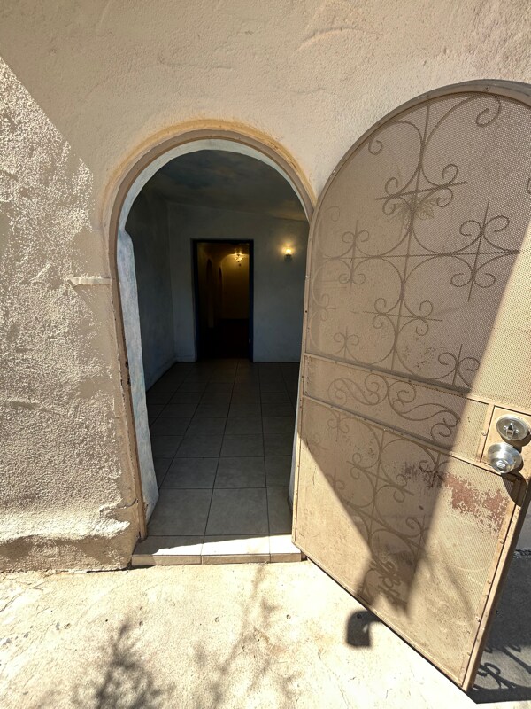 Foto del edificio - 433 E 23rd St