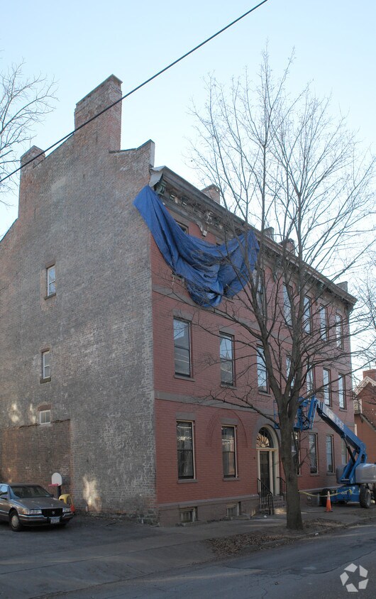 Building Photo - 43 Washington Ave