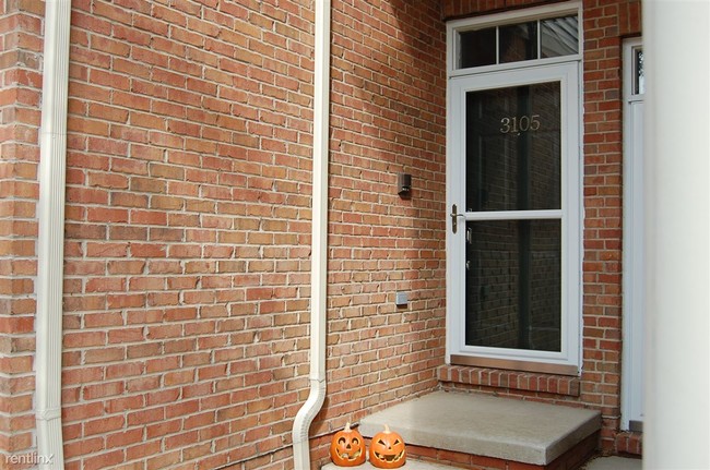 Foto principal - 2 br, 2.5 bath Condo - 3105 Asher Rd
