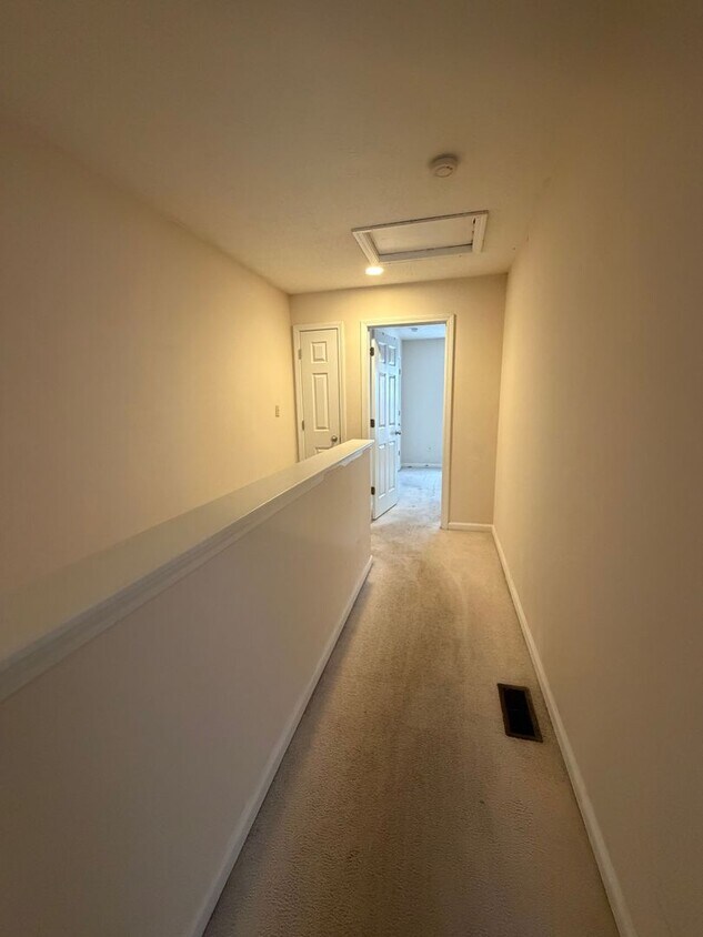 Foto del edificio - 365 Colby Ridge Blvd