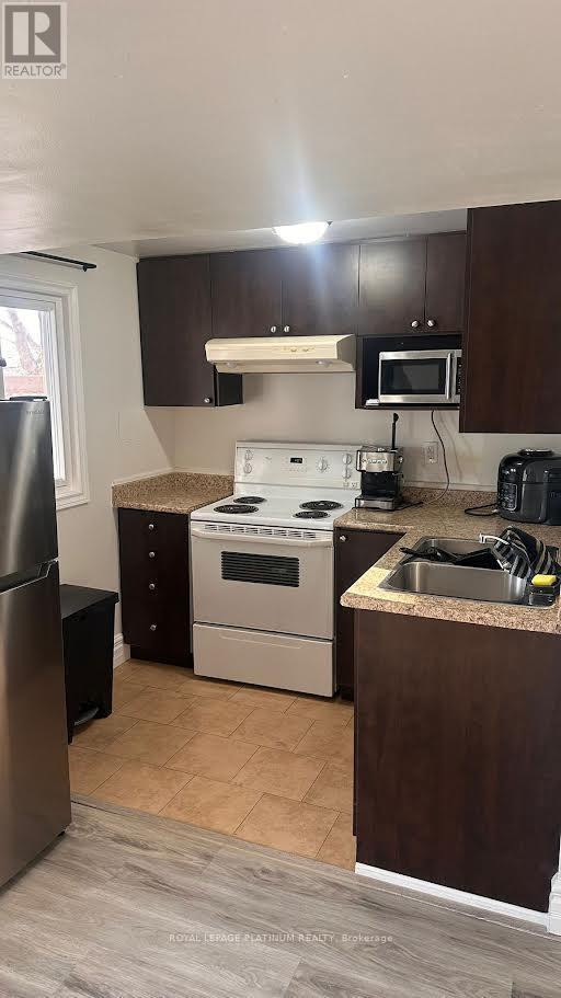 Building Photo - 112 Cutters Crescent