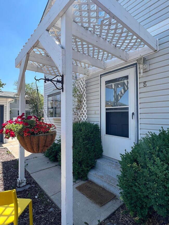 Building Photo - 5184 W 61st Dr