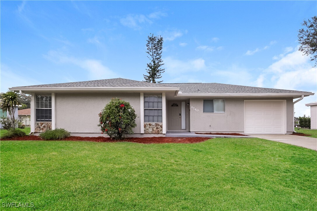 Foto principal - 4740 Escalante Dr