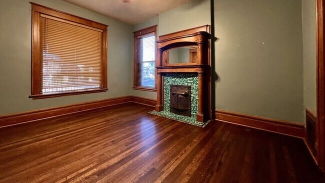 Foto del edificio - 1757 Vine St