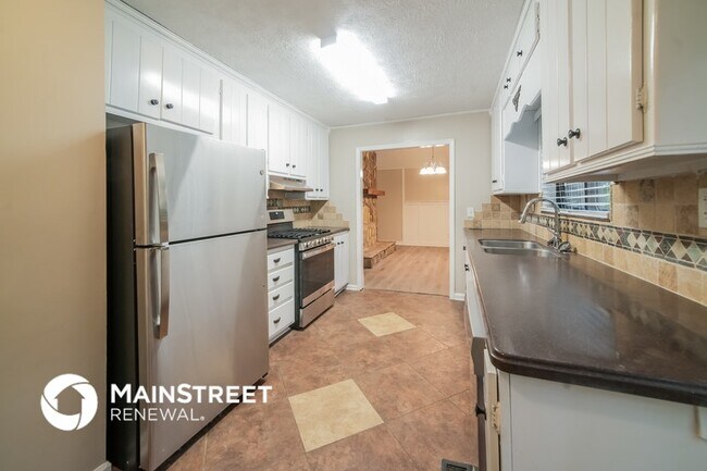 Building Photo - 153 Trickum Hills Dr