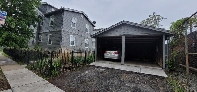 Photo - 61 N 22nd St House